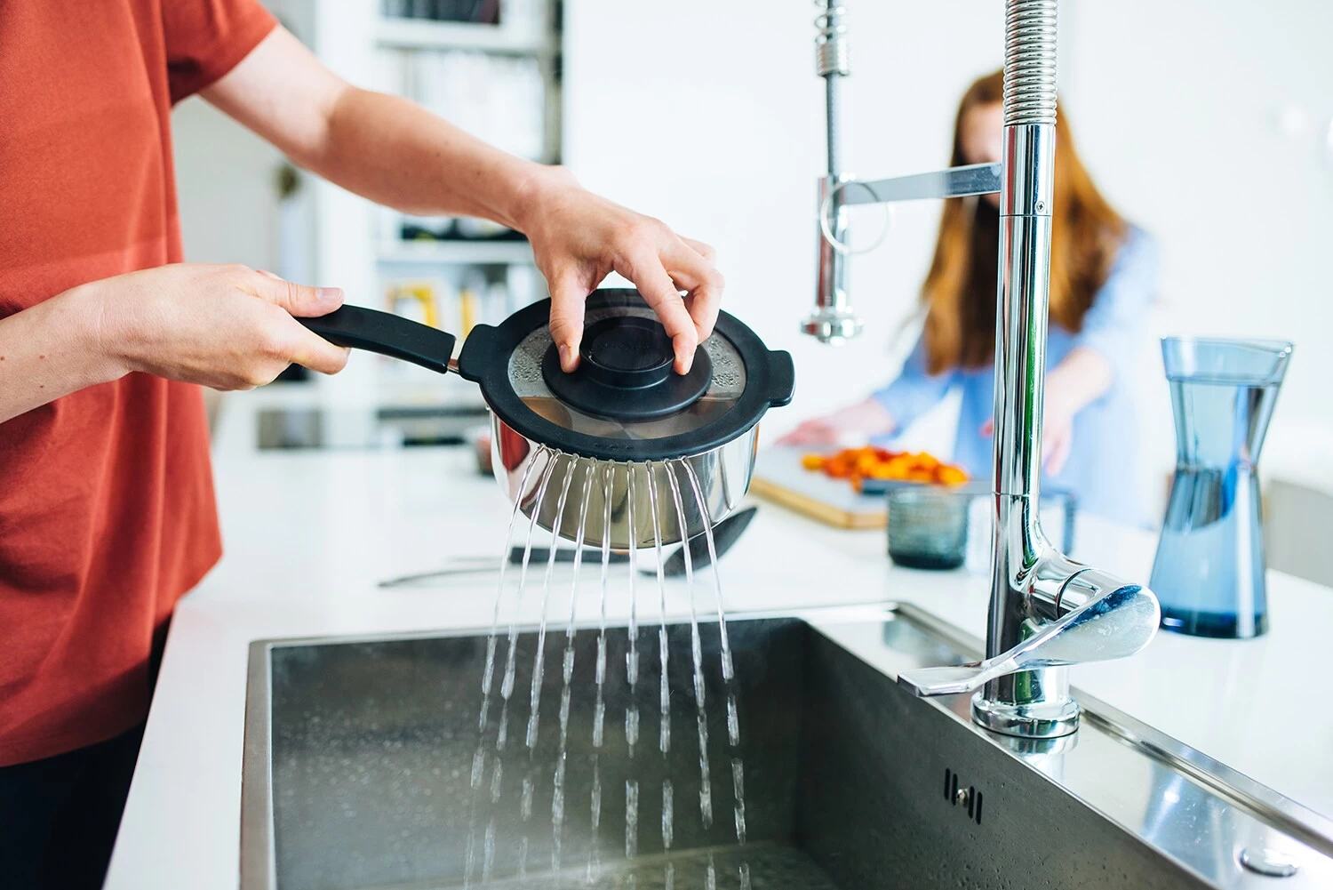 Fiskars Functional Form Kochtopf 1,5L – Bild 6