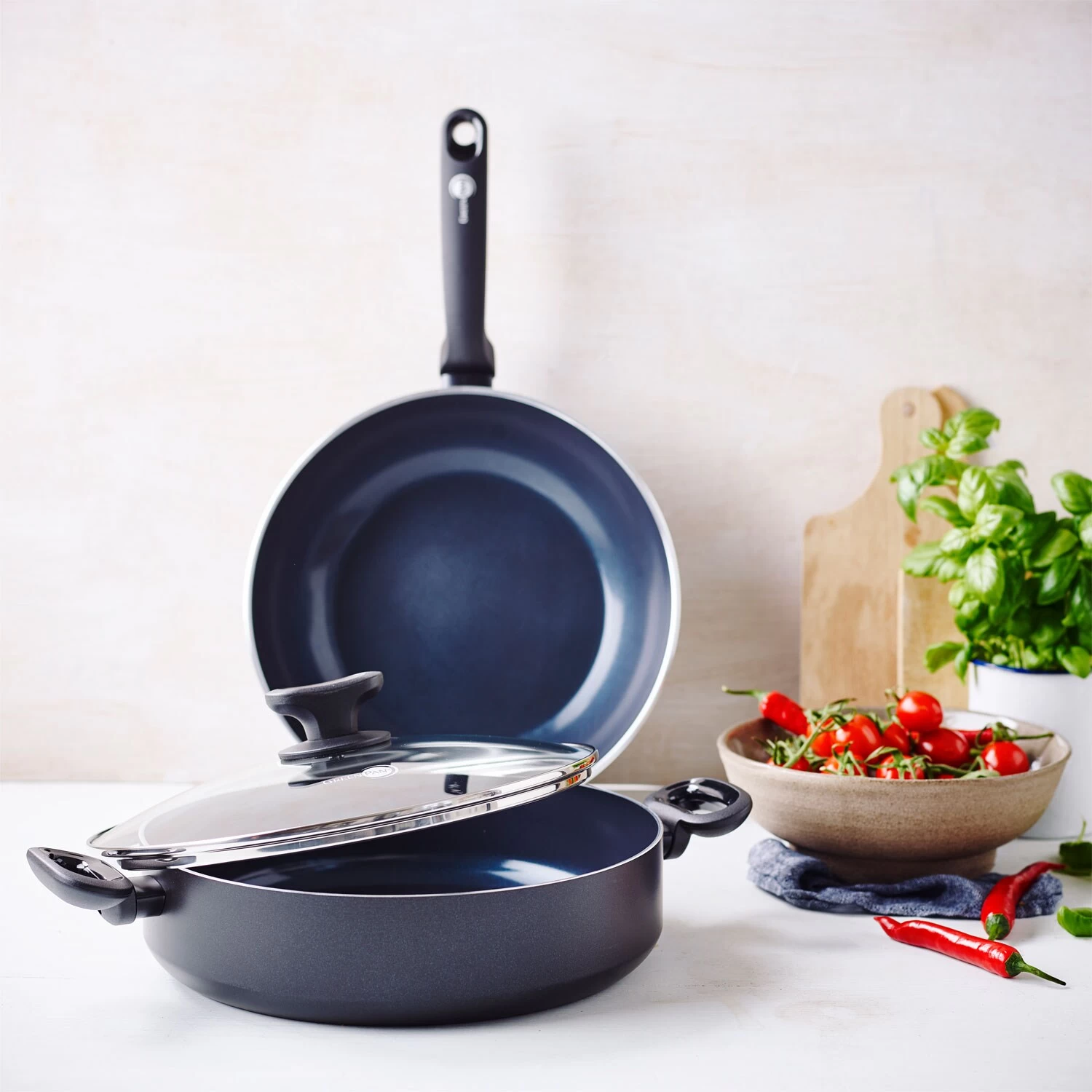 Greenpan Torino Sauteuse Mit Zwei Henkeln 28 Cm – Bild 2