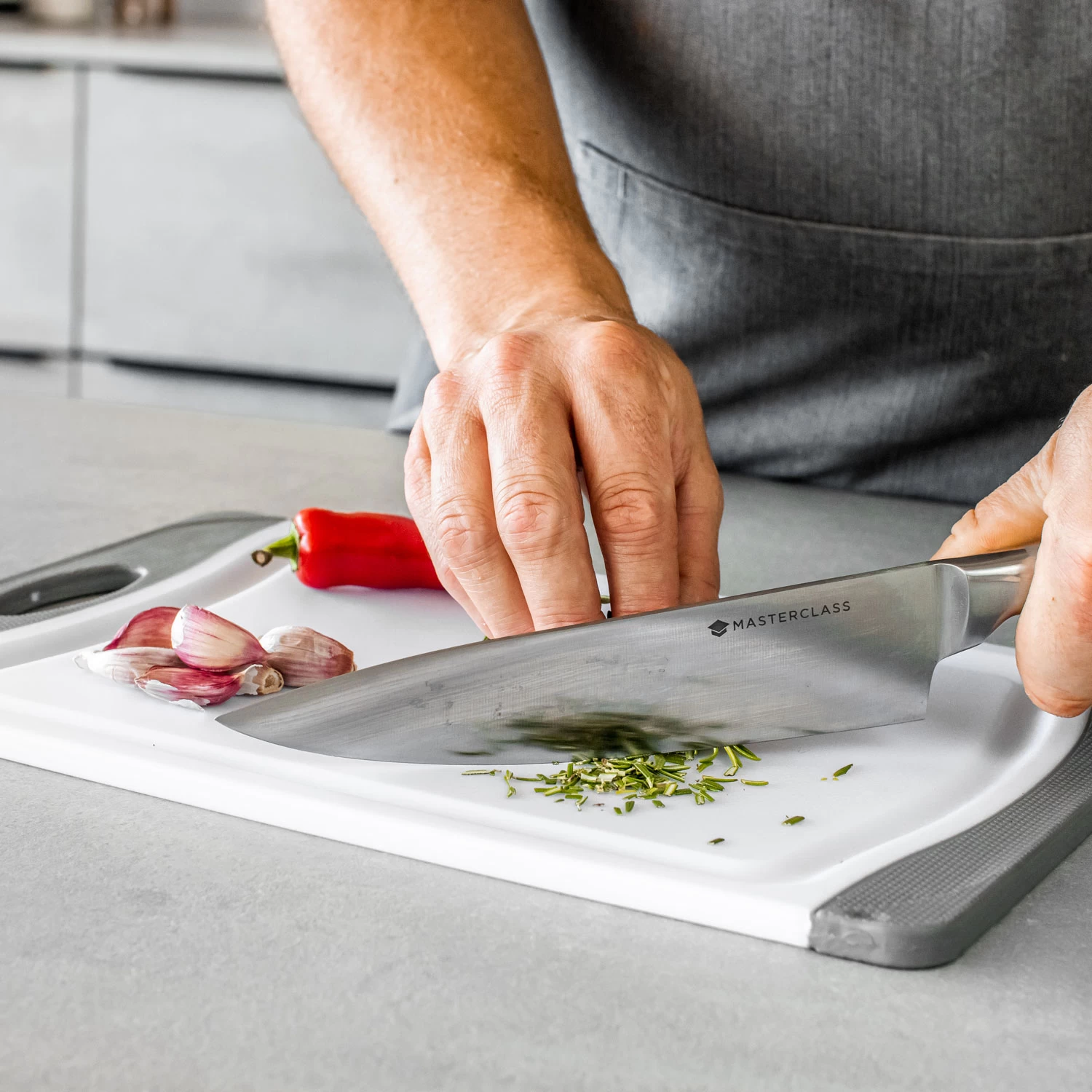 Kitchen Craft MasterClass Antimikrobielles Schneidebrett, 25,4x36,5 Cm – Bild 2