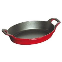 Staub Medium Oval Dish, Cherry