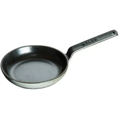 Staub Mini Bratpfanne Aus Gusseisen 12 Cm, Schwarz